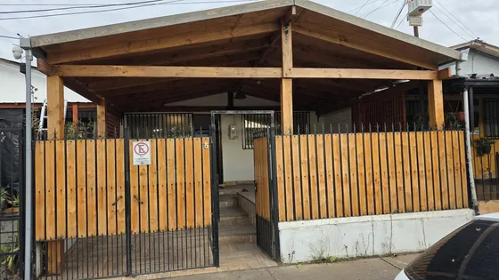 ¡gran Oportunidad En Cerrillos! Casa En Sector Consolidad