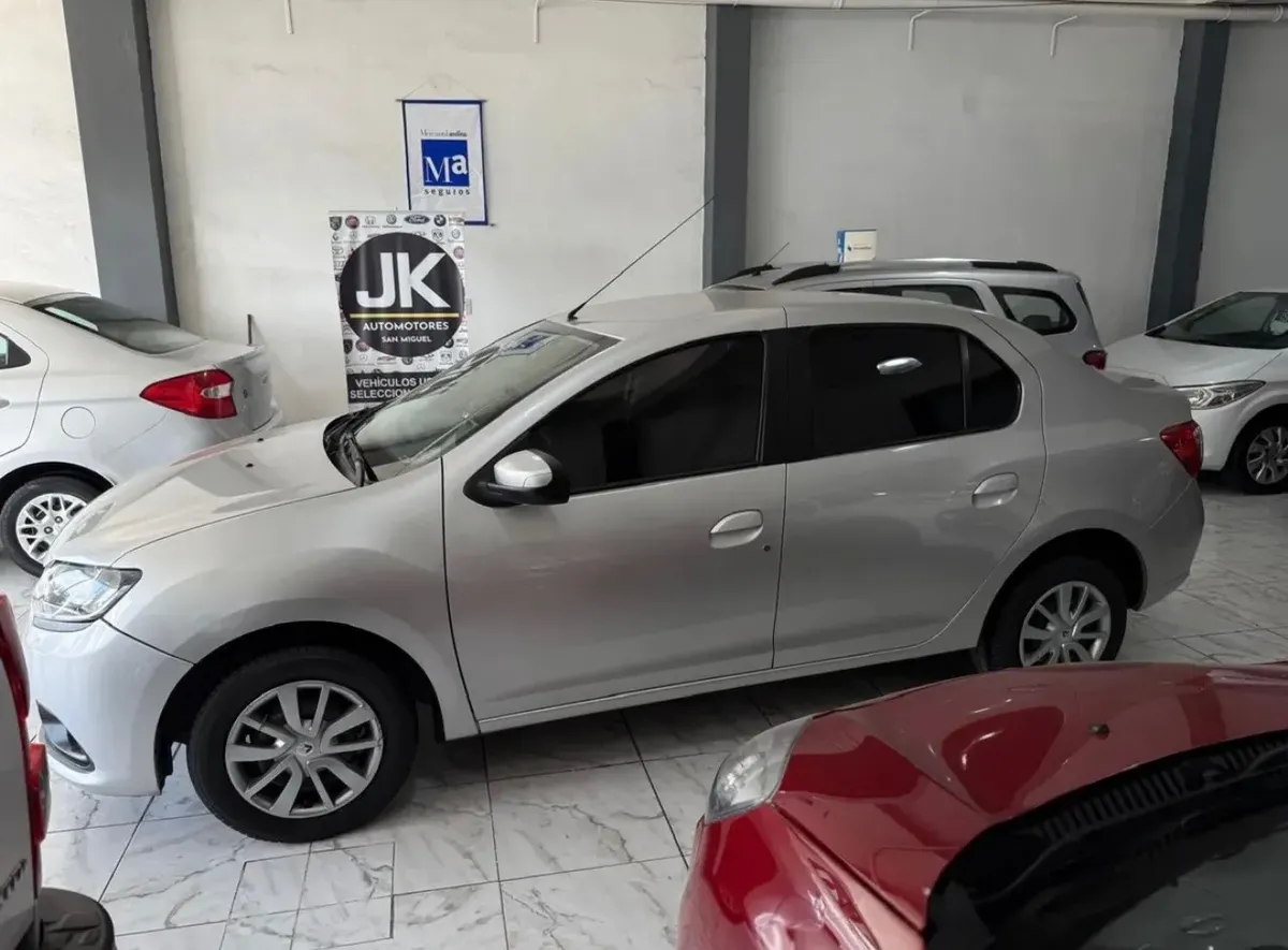 Renault Logan 1.6 Authentique Plus 85cv558103088522209284