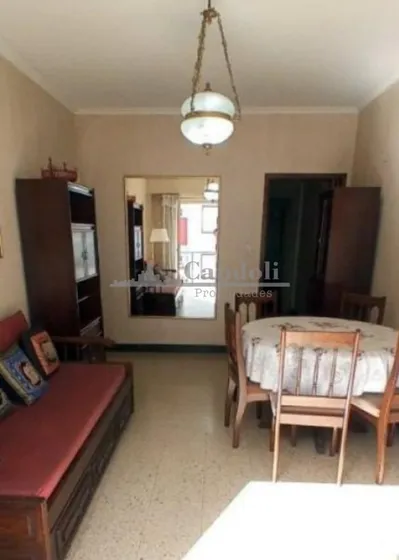 Departamento En Venta 2 Ambientes - Zona Centro, Con Dependencia Y A La Calle