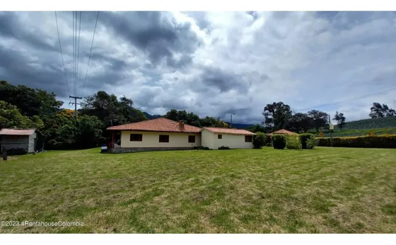Lote En  Vereda Rio Frio(tabio) Rah Co: 25-654