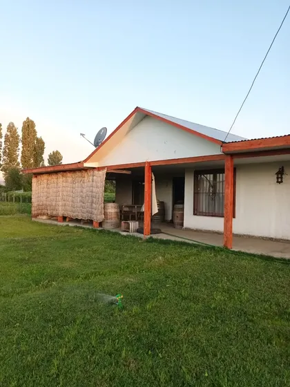 Se Vende Parcela Con Casa Longavi, Sector La Sexta
