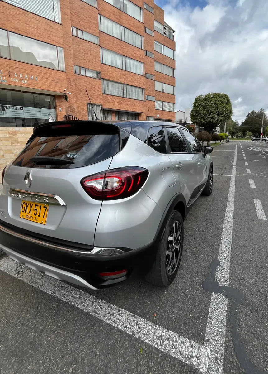 Renault Captur 2.0 Intens Automática64011913846914126