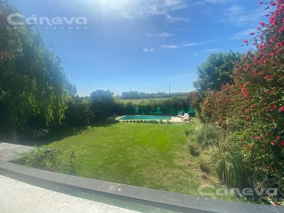 Galapagos  Lindisima Cassa 4 Dormitorios **venta **u$d 285.000.-