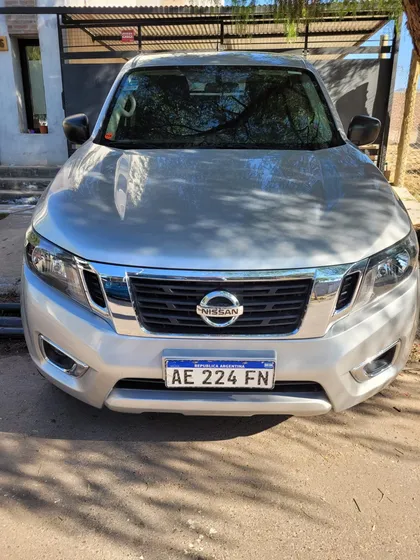 Nissan Frontier 2.3 S Cd 4x2 Mt