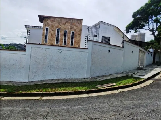 Vendo Casa En Calle Cerrada 320m2 Macaracuay 5019