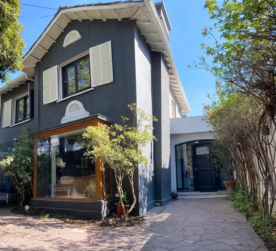Venta Casa Remodelada 3d 2b - Las Condes