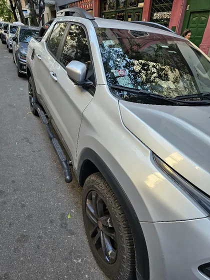 Fiat Toro 1.8 Freedom 4x2 At