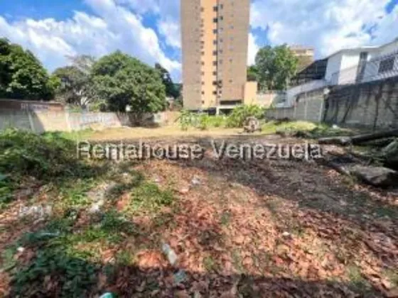  #25-17451   Excelente Terreno En El Paraiso 