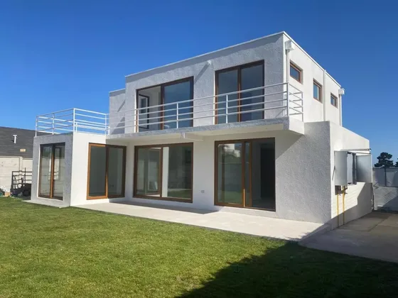 Venta Espectacular Casa Nueva En Lomas De Montemar Concón!!