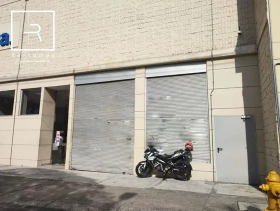 Local En Arriendo En San Diego. Cod A10804