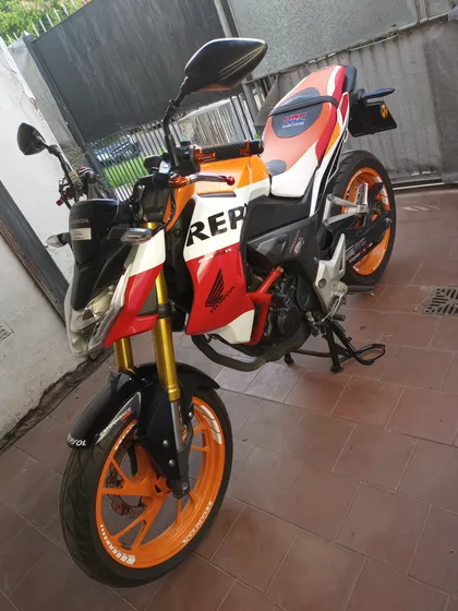 Cb 190r (repsol) 2019 Con 9600km
