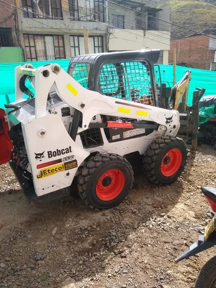 Bobcat S530 Año 2019 Con Martillo Hidráulico Y Brazo Excavad