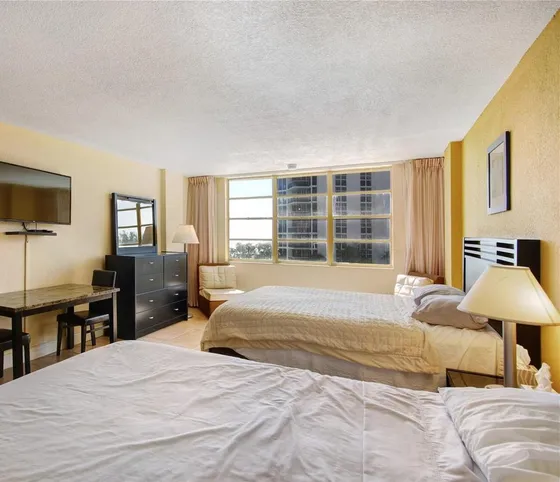 Departamento Monoambiente En Venta - 39mts2 - Sunny Isles, Florida