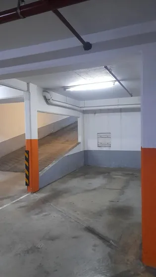 Cochera En  Edificio Concord Libertador Vicente Lopez