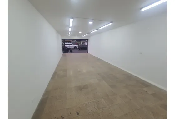 Local En Alquiler Envigado - Central