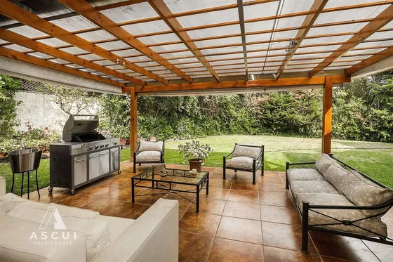Casa En Venta En Lo Barnechea