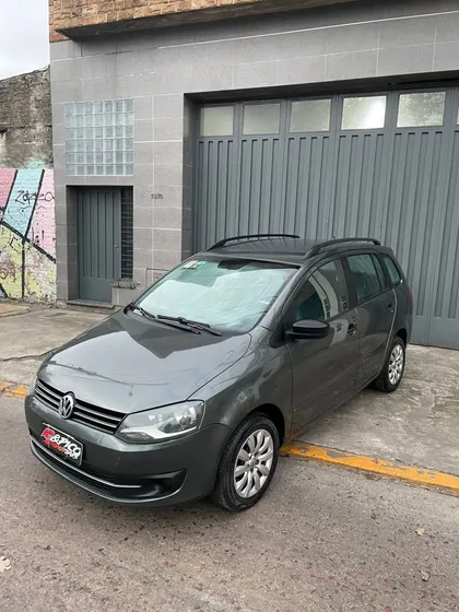 Volkswagen Suran 1.6 Trendline 11b