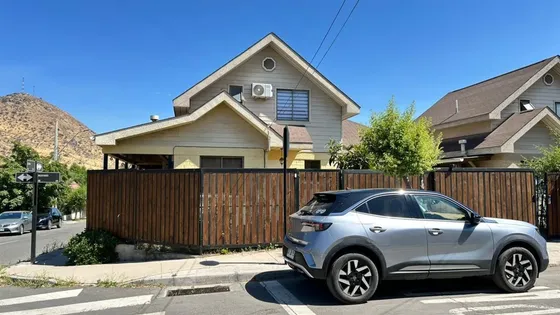 Casa En Venta De 3 Dorm. En Tiltil