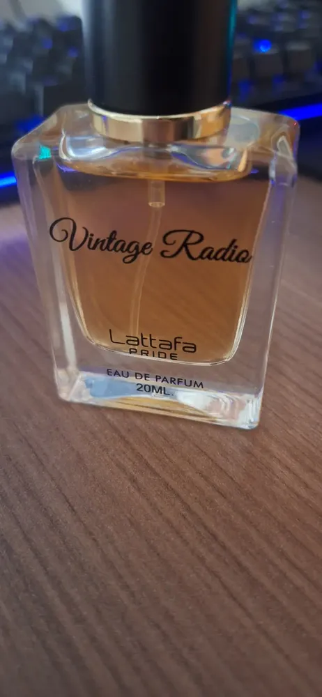 Perfume Vintage Radio Lattafa Pride 20ml Eau De Parfum Volume Da