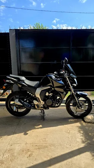 Yamaha Fz 2.0 150cc Negra