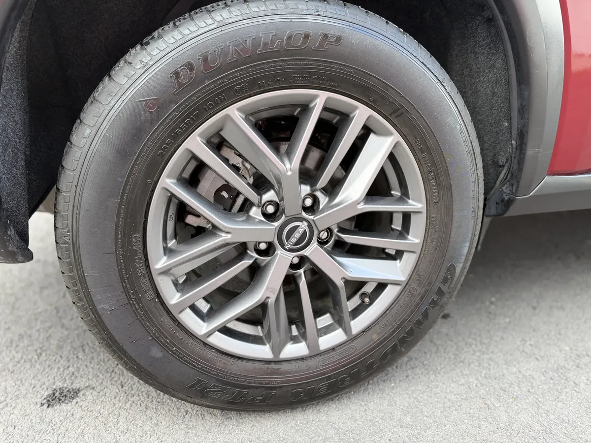 Nissan X-trail 2023 2.5 Advance 2 Row Cvt