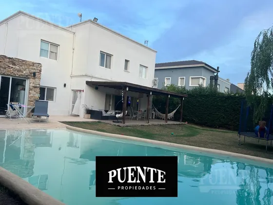 Casa En El Centauro A La Venta !!!