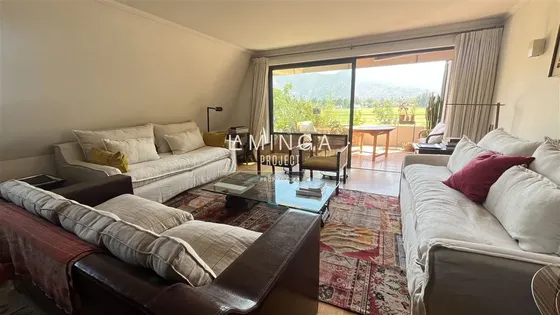 Departamento En Venta De 5 Dorm. En Vitacura Club De Polo