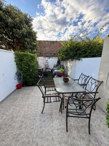 Casa En Venta 3/4 Ambientes Ituzaingo Con Jardín 