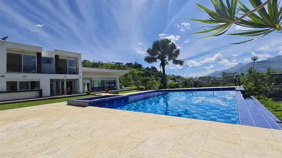 Vengo Finca En Barbosa 