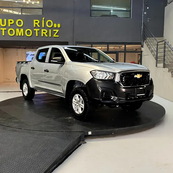 Chevrolet S-10 2.4 Doble Cabina 4x2 Mt