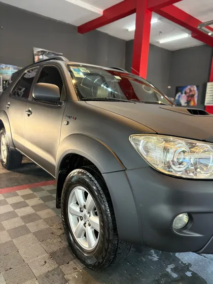 Toyota Hilux Sw4 3.0 I Srv C/cuero 4x4 (2009)
