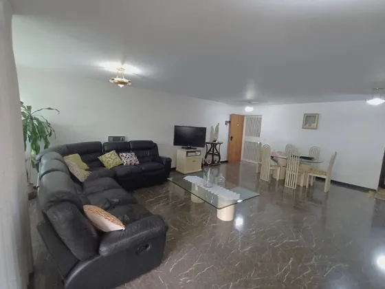 Alquiler Comodo Apartamento Los Palos Grandes