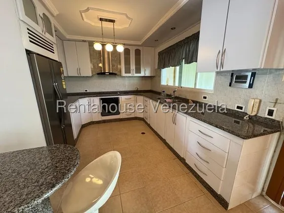 Casa En Alquiler En Barquisimeto La Mora Posee 150m2 Acabados De Lujo Con Bellas Areas Comunes Cod 25 22701 Comunicate Soy Gabi Irastorza                                                               