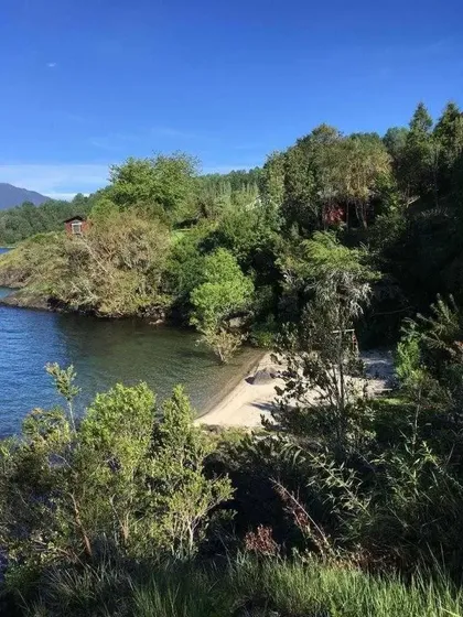 Oelckers Arrienda, Playa Monje, Orilla Lago Panguipulli