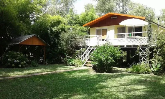 Casa En Venta - 2 Dormitorios 1 Baño - 1.440mts2 - Islas Del Tigre