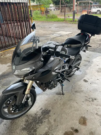 Benelli Trek 1130 Color Gris Año 2012 Con 8400 Km