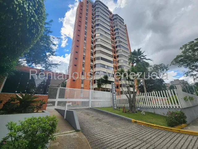 Se Vende Bello Apartamento En Los Naranjos Del Cafetal Mls 25-15404