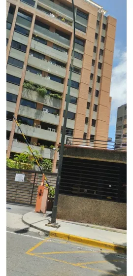 Vendo Pb 213+67m2 Las Esmeraldas 5355
