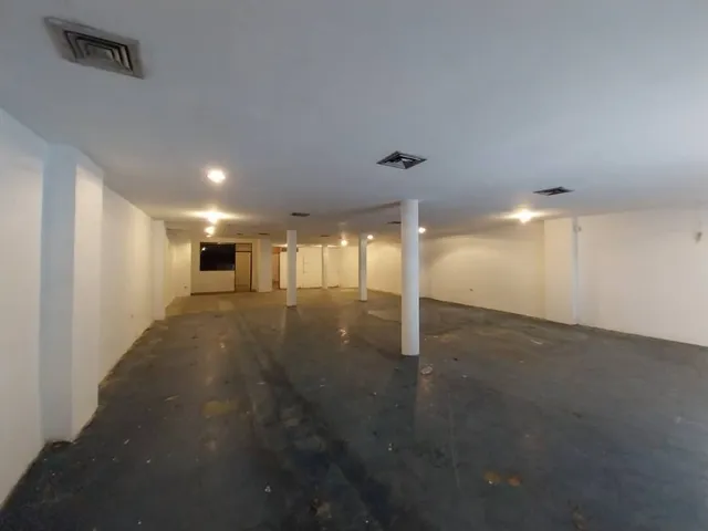 En Alquiler Local Comercial En Calle Rivas Dávila, La Victoria, Edo. Aragua