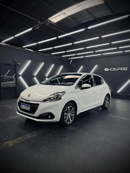 Peugeot 208 1.6 Active