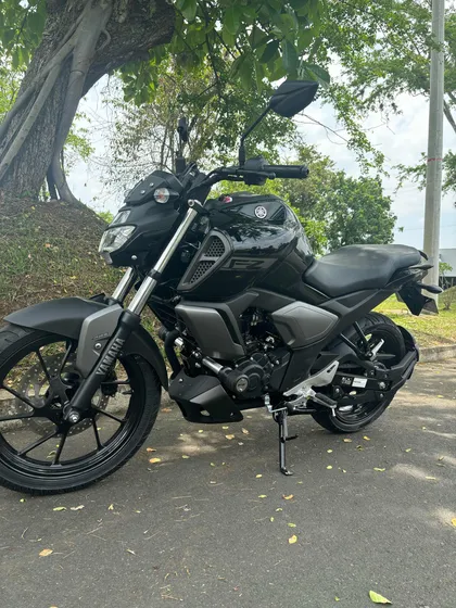 Yamaha Fz 3.0 Modelo 2025 Color Negro
