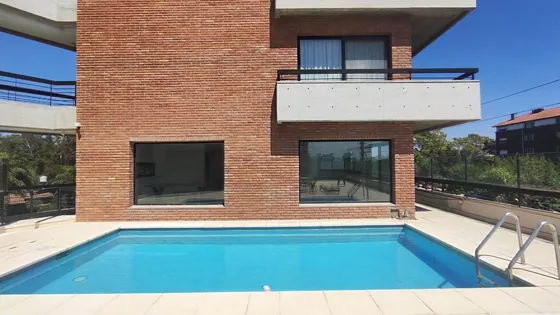 Venta Departamento Tres Ambientes Con Dos Cocheras A Estrenar