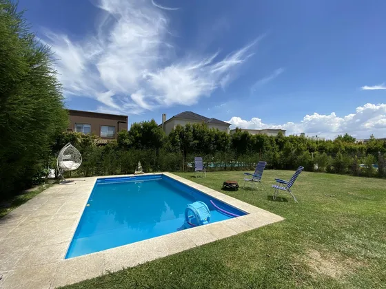 Casa En Venta Los Lagos, Nordelta - Frente Al House