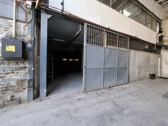 01. Arriendo Galpón Comercial De 280m2 Av.recoleta/dominica