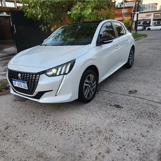 Peugeot 208 1.6 Feline Tiptronic