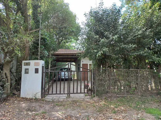 Venta Casa 3 Amb En Lote De 1000 Mts. -  Chascomús