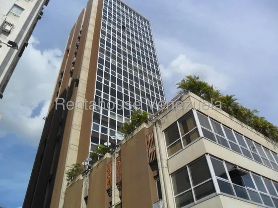 Oficina En Alquiler En Los Cortijos De Lourdes Mls #25-24468