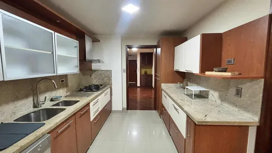 Apartamento En Mañongo En Resd. La Florida