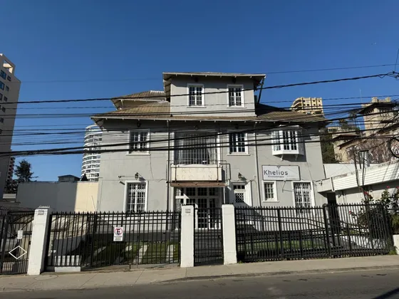 Gran Casona Ideal Para Hotel Más Hostal. Excelente Ubicación