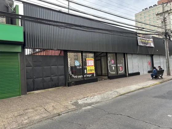 Local Comercial Planta Librecalle Vic. Mackenna Frente Paris